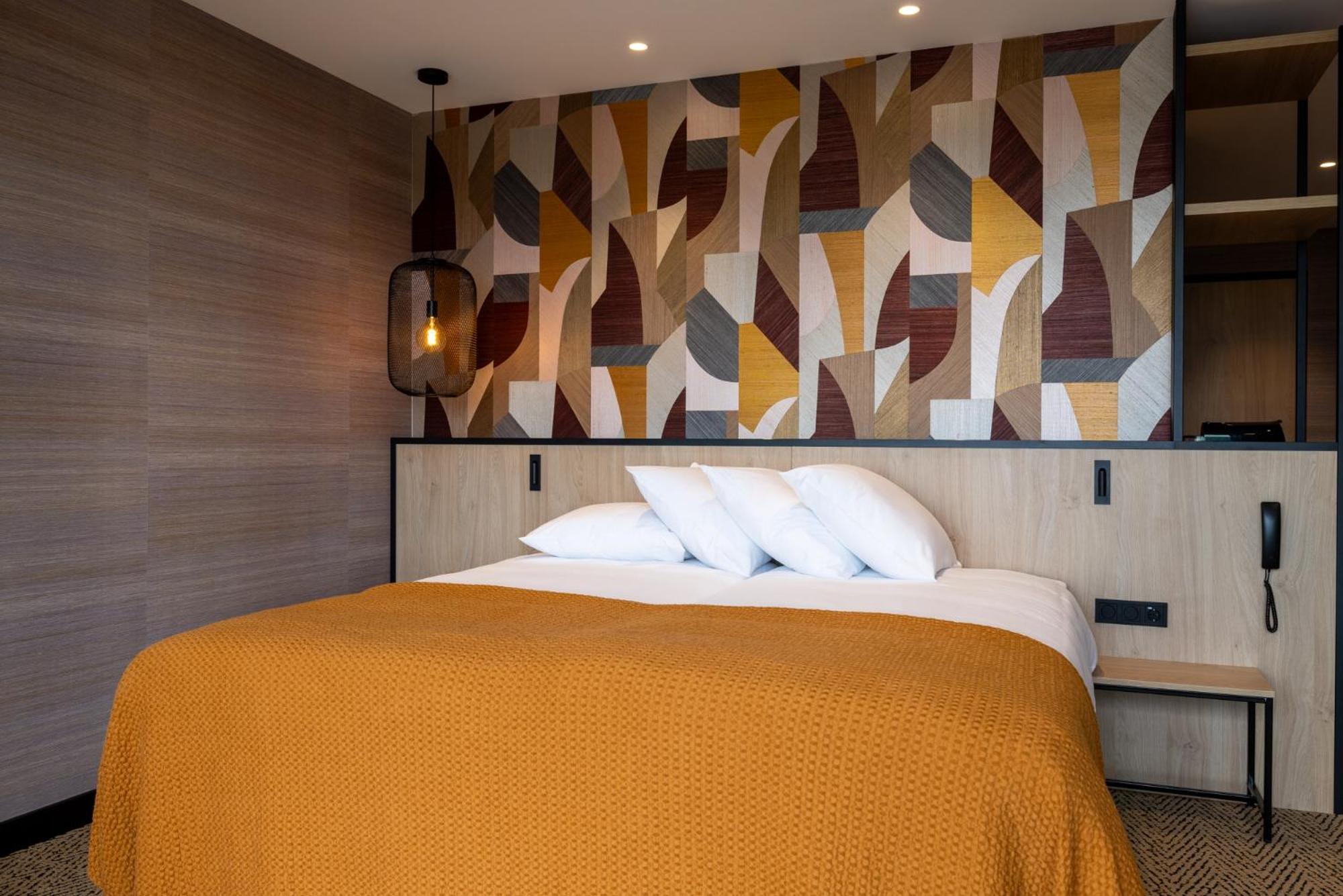Van Der Valk Hotel Emmen Nieuw-Amsterdam Екстериор снимка
