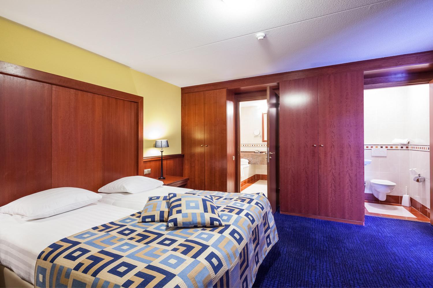 Van Der Valk Hotel Emmen Nieuw-Amsterdam Екстериор снимка