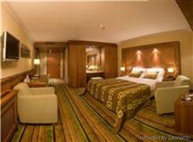 Van Der Valk Hotel Emmen Nieuw-Amsterdam Екстериор снимка